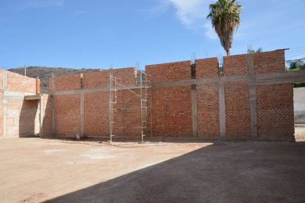 The filled in wall, from the inside.
