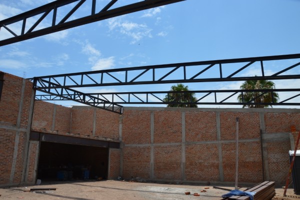 It's a roof! (Or at least the beginning of a roof.)