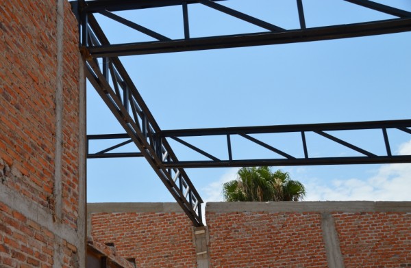 Steel beams in place. Wish we'd been there while the crane was there -- but it went very fast!